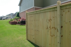 413_capped_privacy_with_dado_posts-min